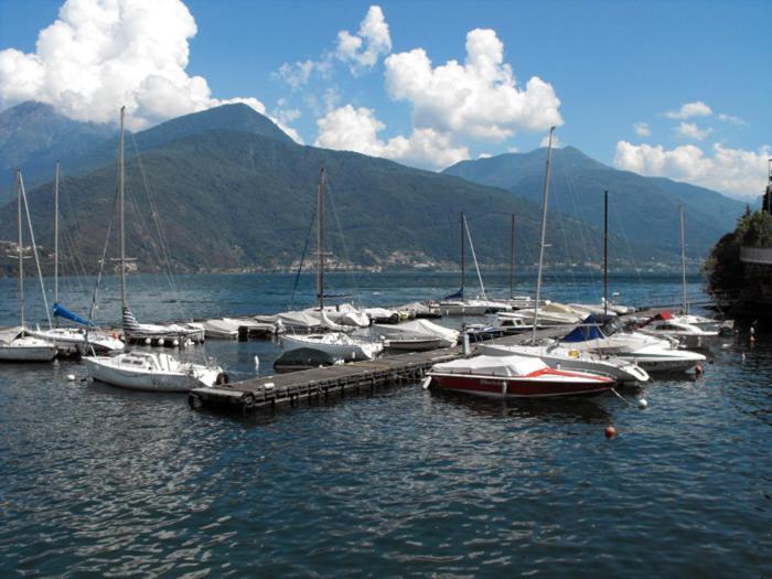 Dongo Holiday Home Bagian luar foto