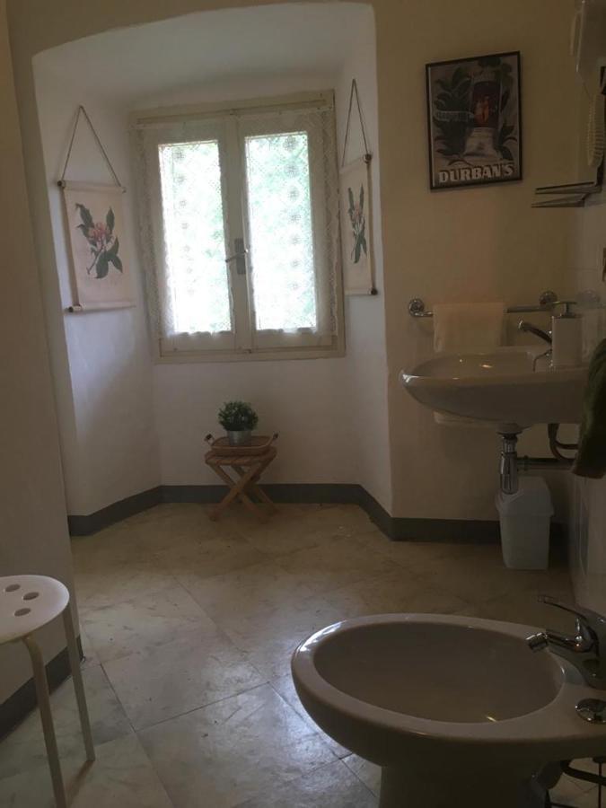 Dongo Holiday Home Bagian luar foto